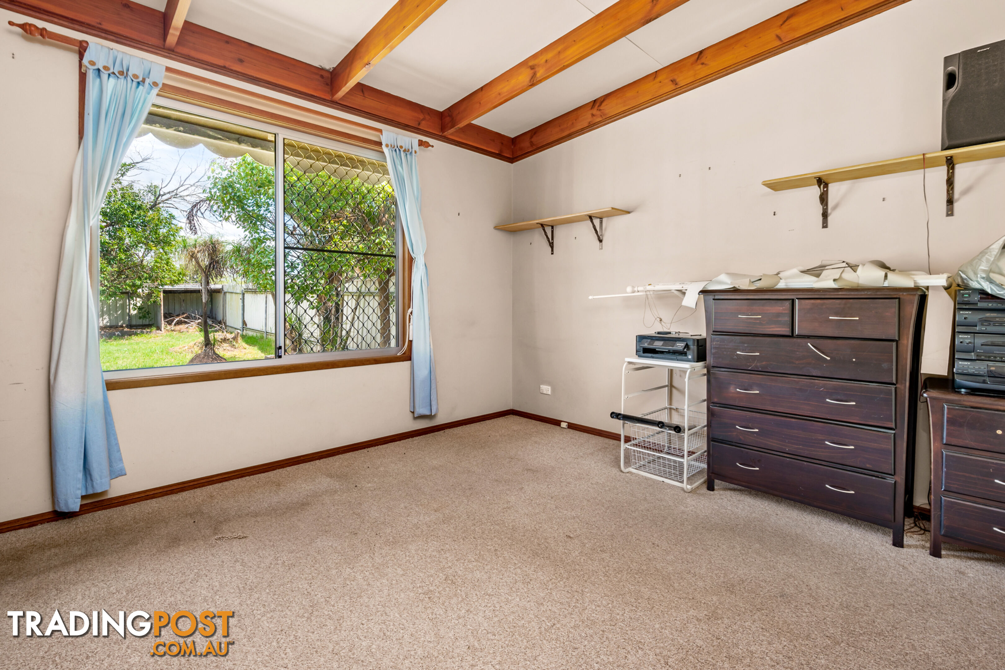 75 High Street WALLALONG NSW 2320