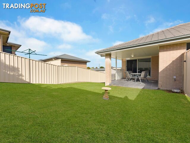 2/12 Fairview Place CESSNOCK NSW 2325