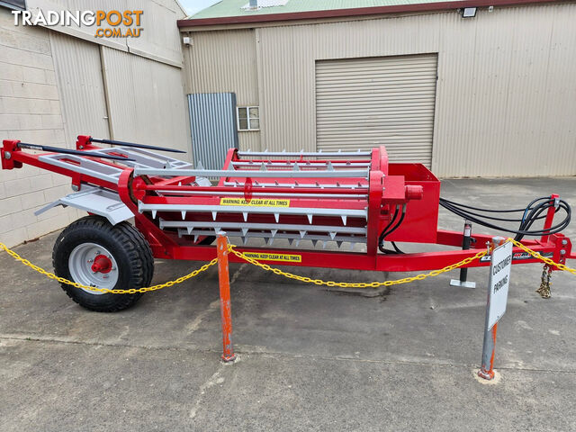 WMI Elite Round Bale Feeder Bale Wagon/Feedout Hay/Forage Equip