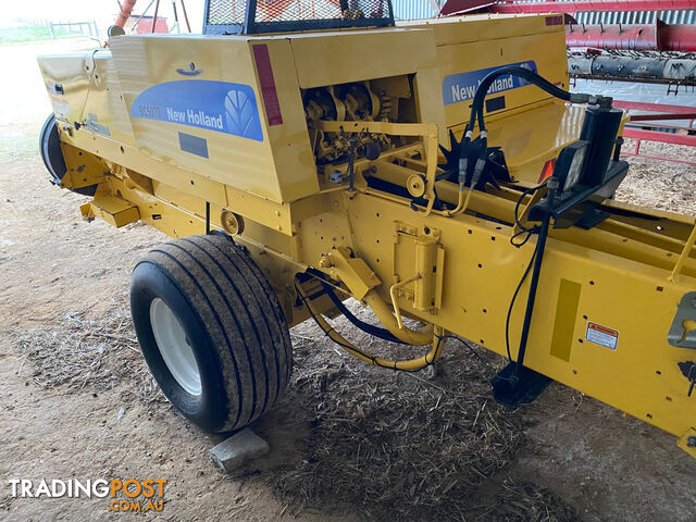 New Holland BC5070 Square Baler Hay/Forage Equip - photo 3 of 12