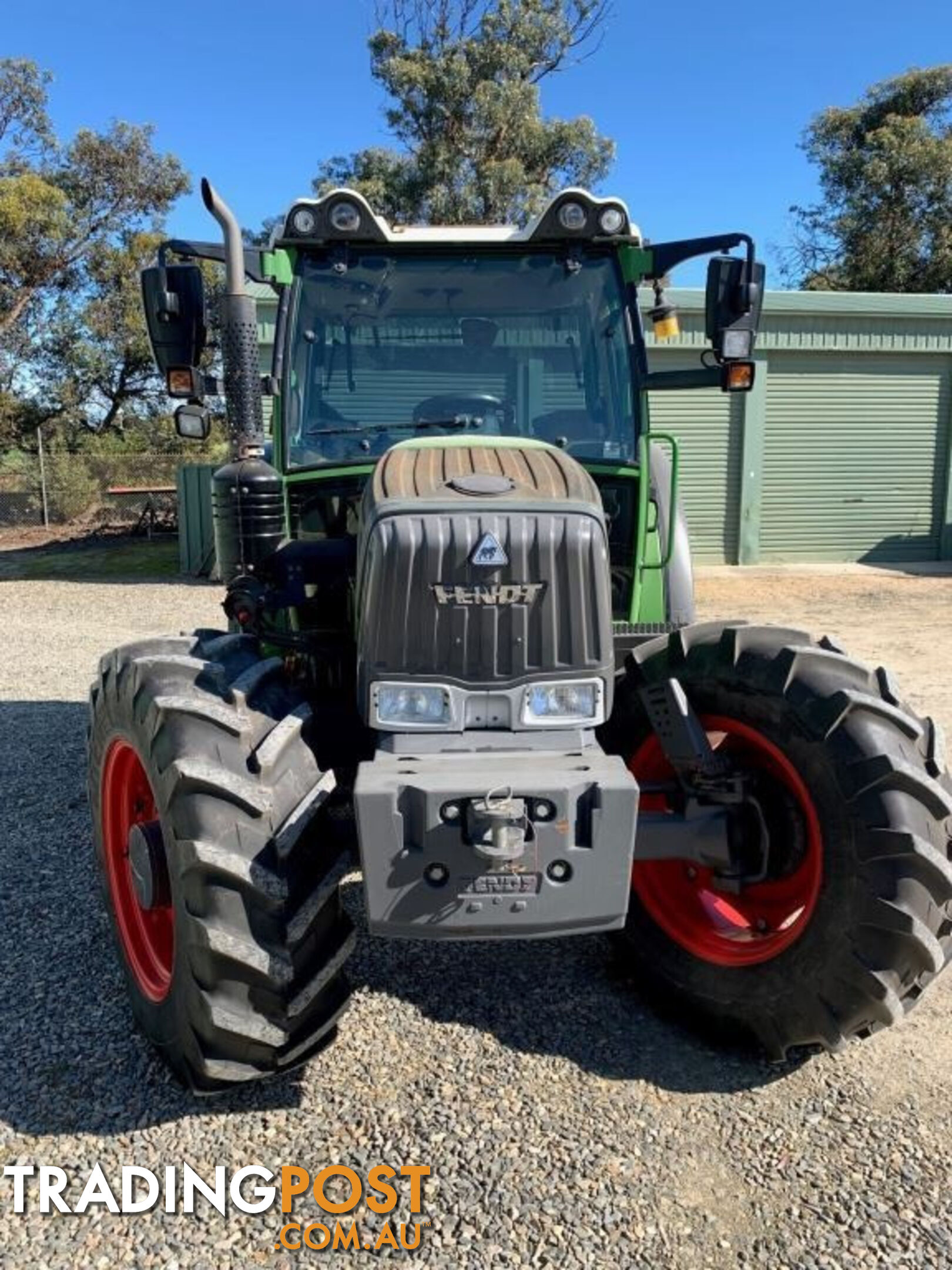 Fendt 211S FWA/4WD Tractor