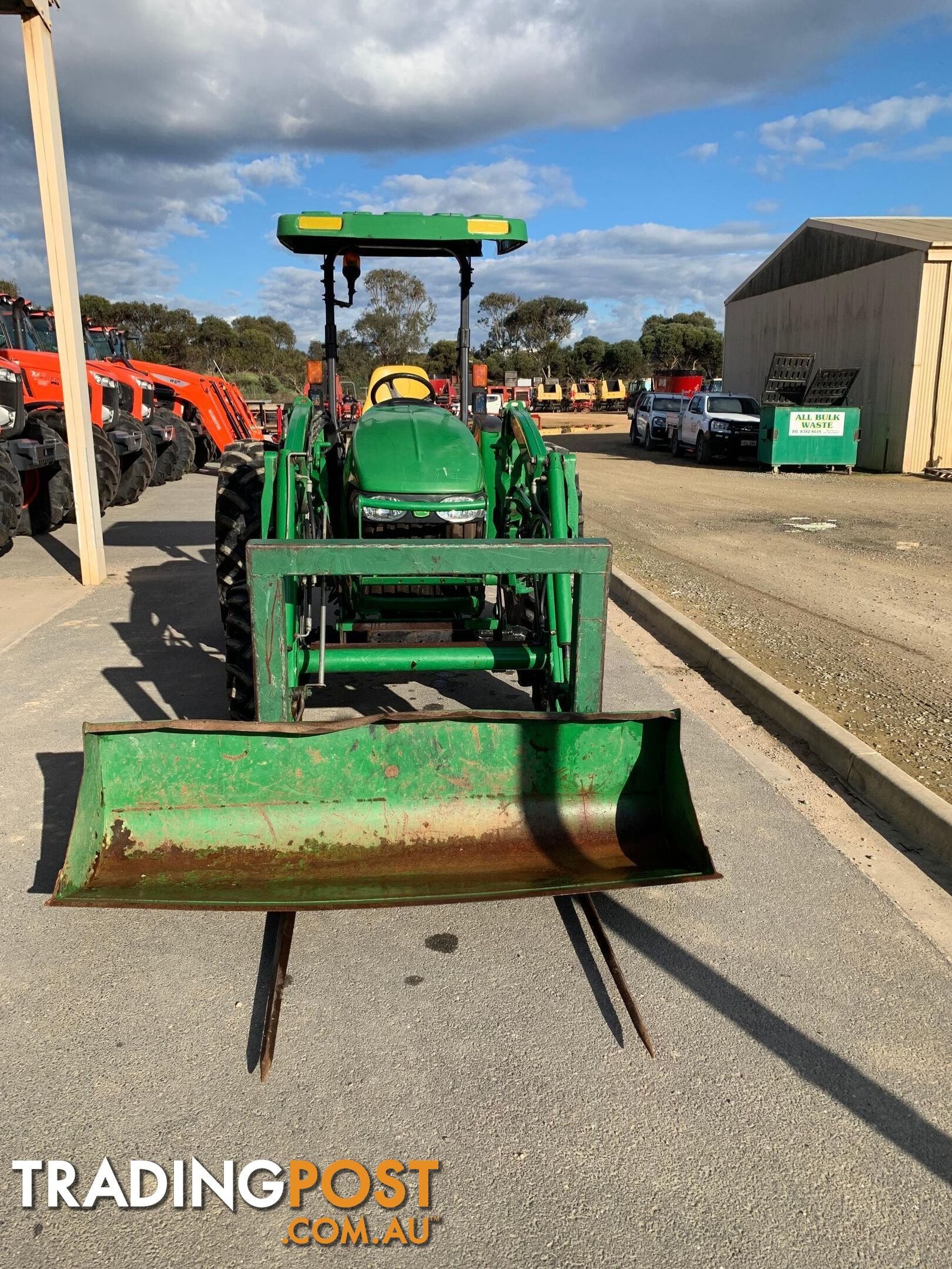 John Deere 4720 FWA/4WD Tractor