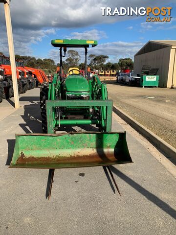 John Deere 4720 FWA/4WD Tractor