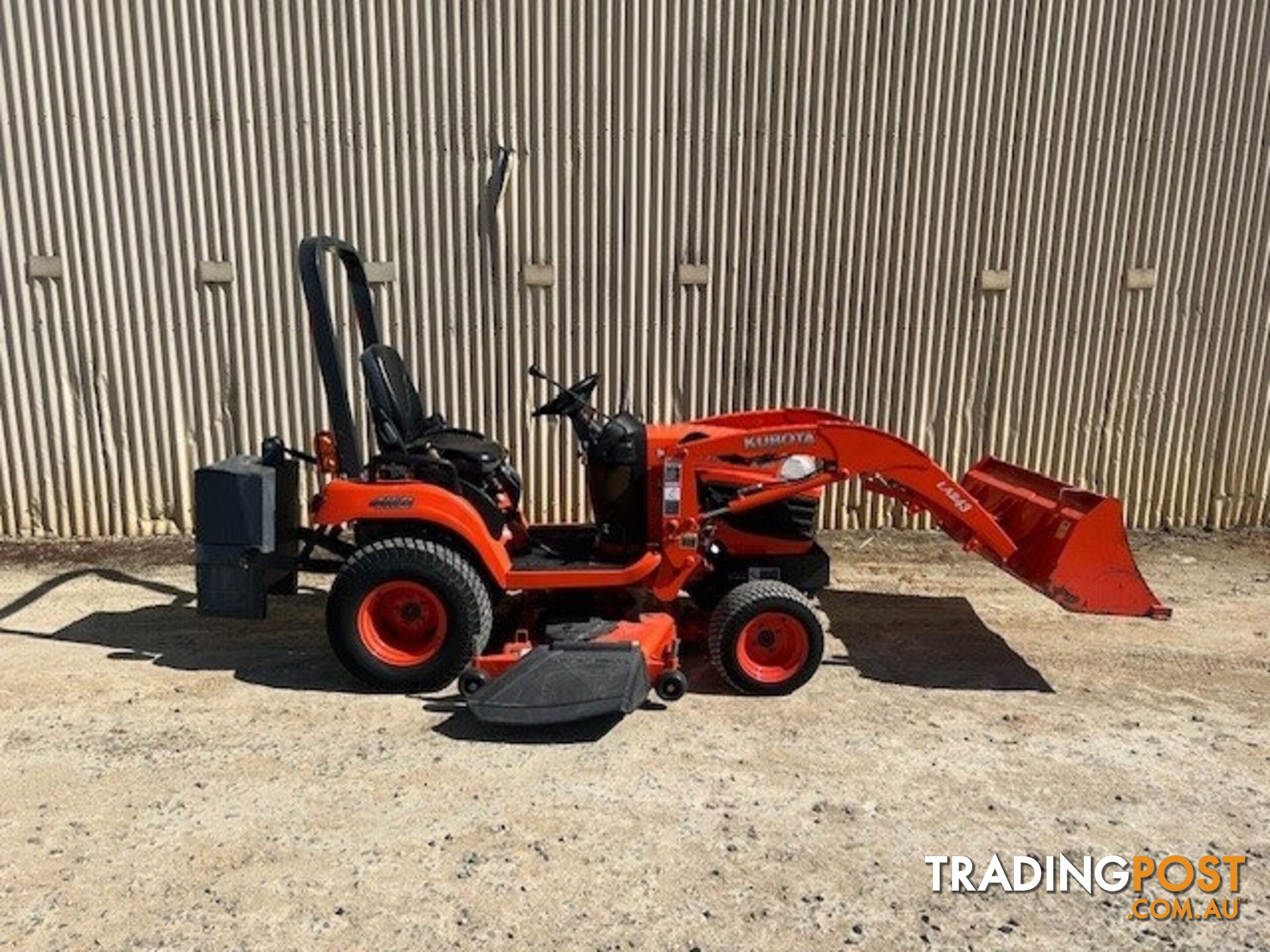 Kubota BX2660 FWA/4WD Tractor