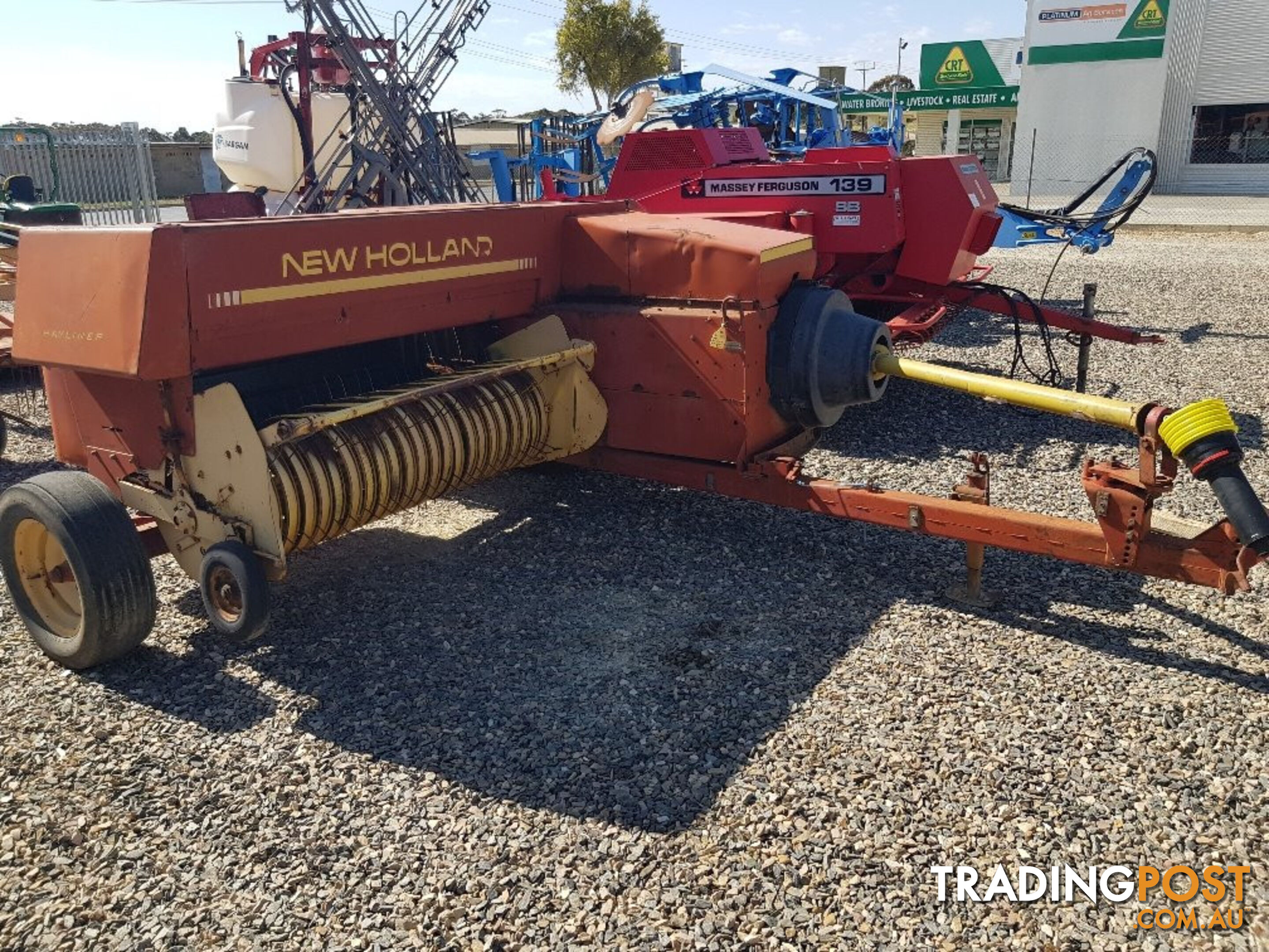 New Holland 417 Square Baler Hay/Forage Equip