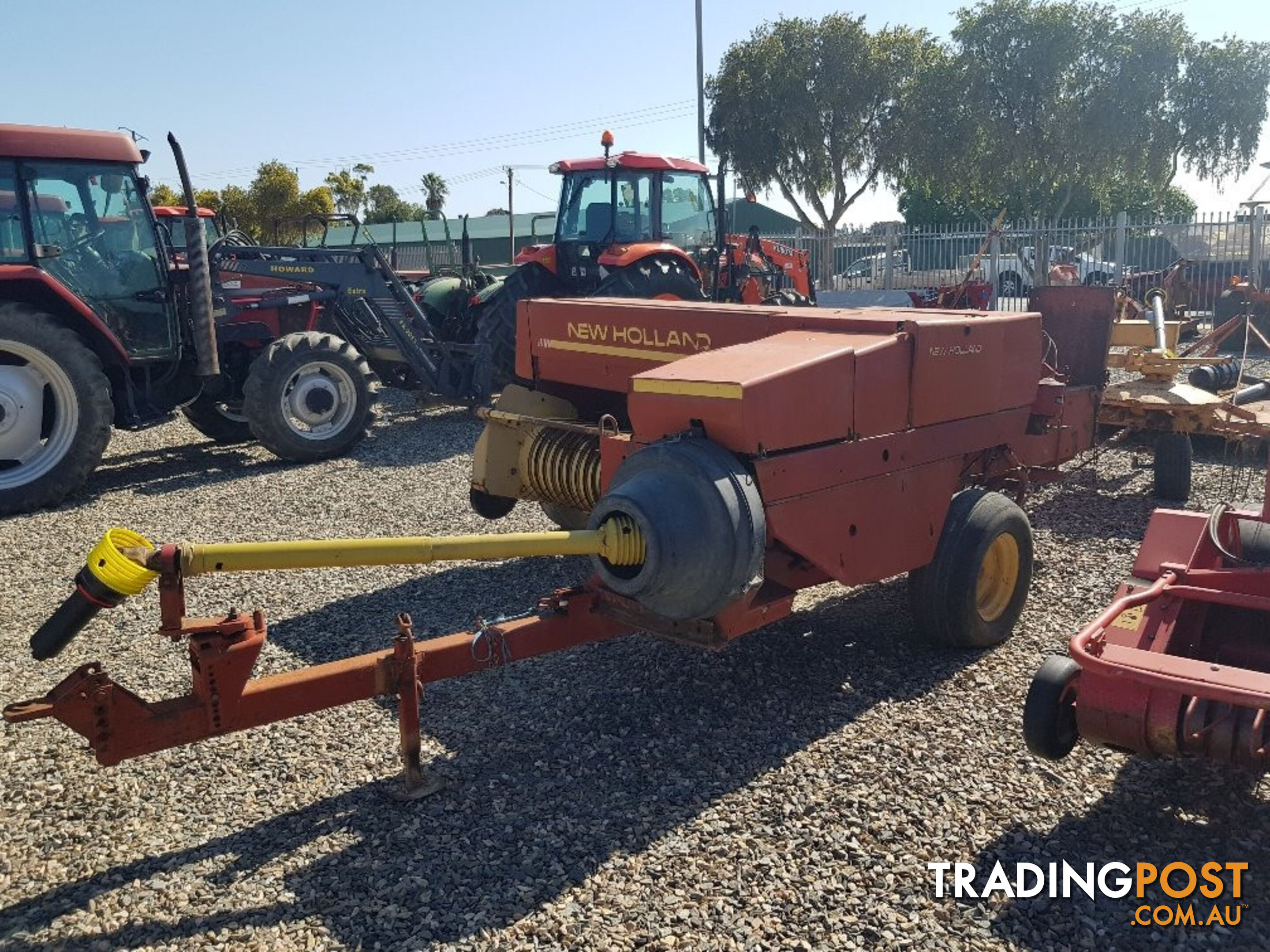 New Holland 417 Square Baler Hay/Forage Equip