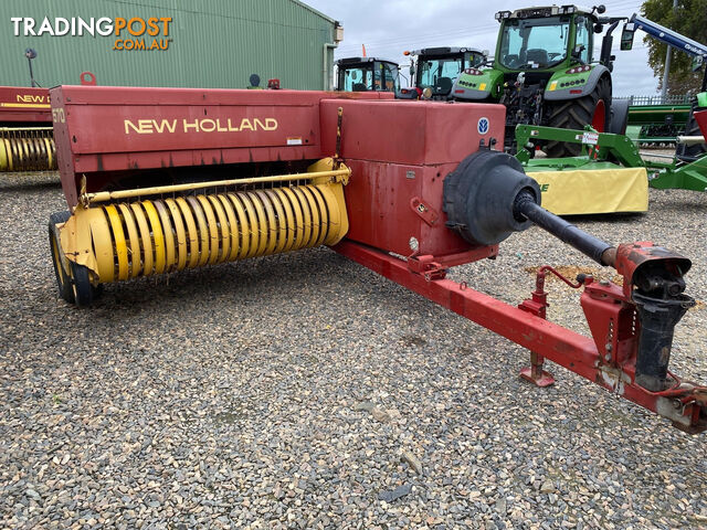 New Holland 570 Square Baler Hay/Forage Equip