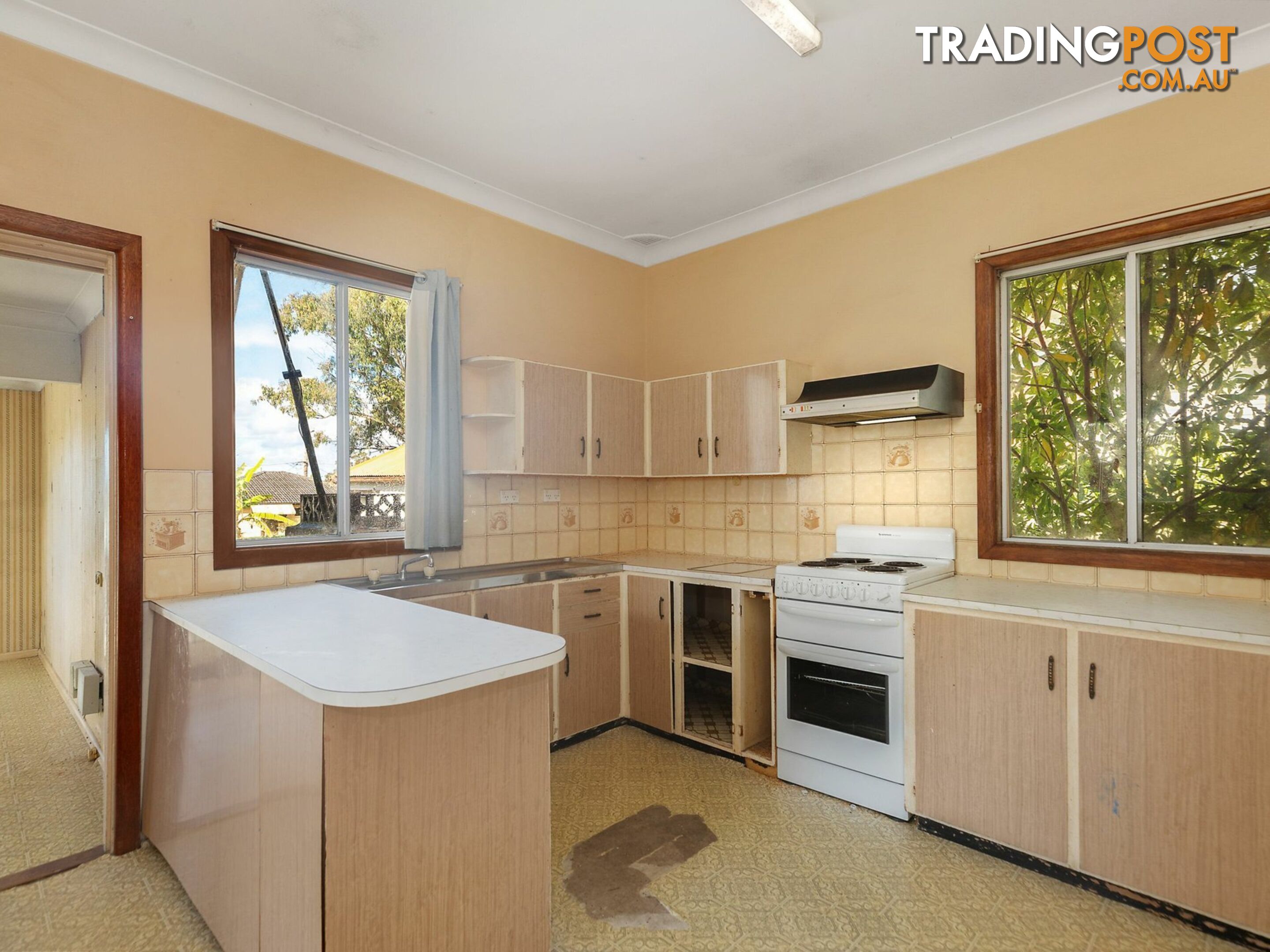 12 South Street KILLARNEY VALE NSW 2261