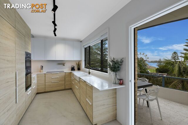 9/5 Marine Parade THE ENTRANCE NSW 2261 - photo 4 of 19