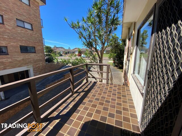 2/56 Dening Street THE ENTRANCE NSW 2261