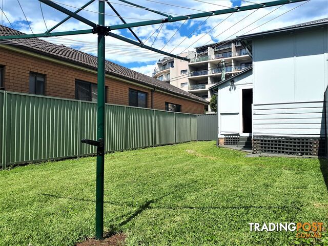 33 Torrens Avenue THE ENTRANCE NSW 2261