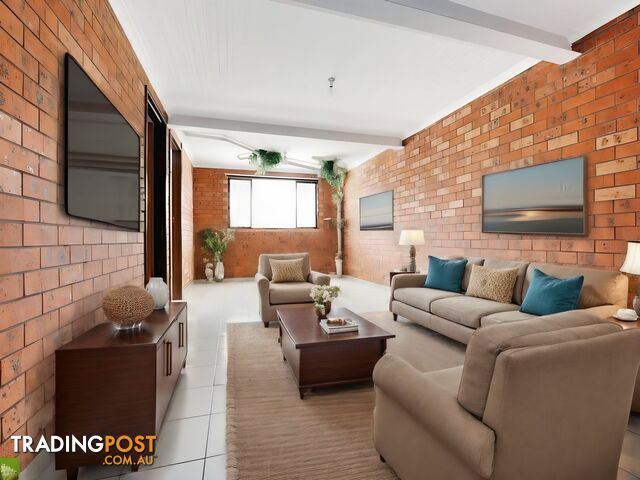 4 Staff Road CORDEAUX HEIGHTS NSW 2526