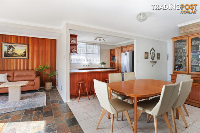 42 Williams Crescent RUSSELL VALE NSW 2517