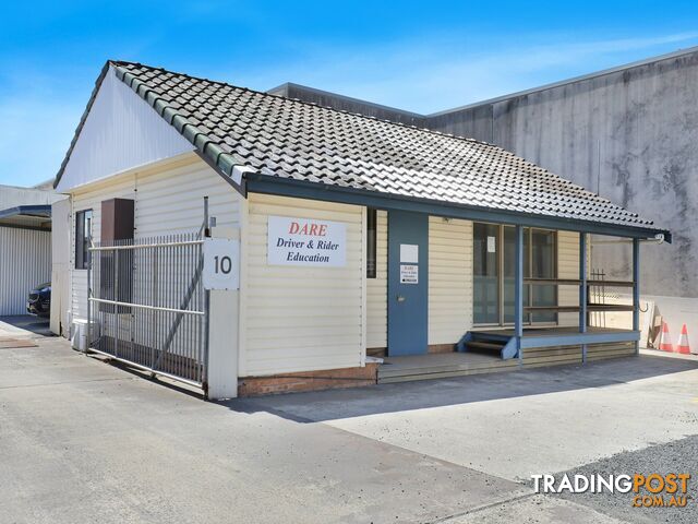 Office 2/106 Gipps Street WOLLONGONG NSW 2500