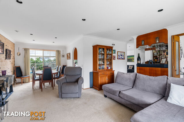 34 Parkinson Street NARRAWALLEE NSW 2539 - photo 4 of 23