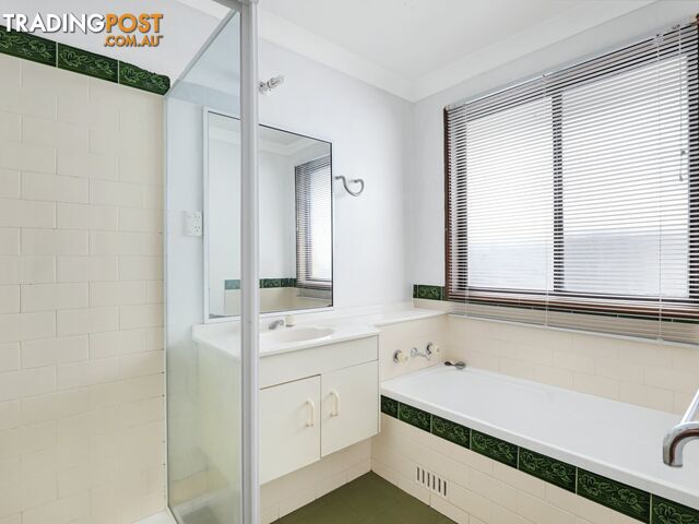 22 Grasmere Street MOUNT SAINT THOMAS NSW 2500