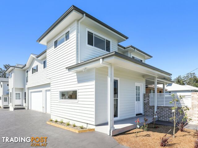 10 Miller Street OAK FLATS NSW 2529
