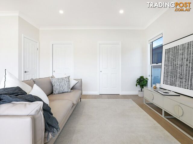 10 Miller Street OAK FLATS NSW 2529 - photo 4 of 18