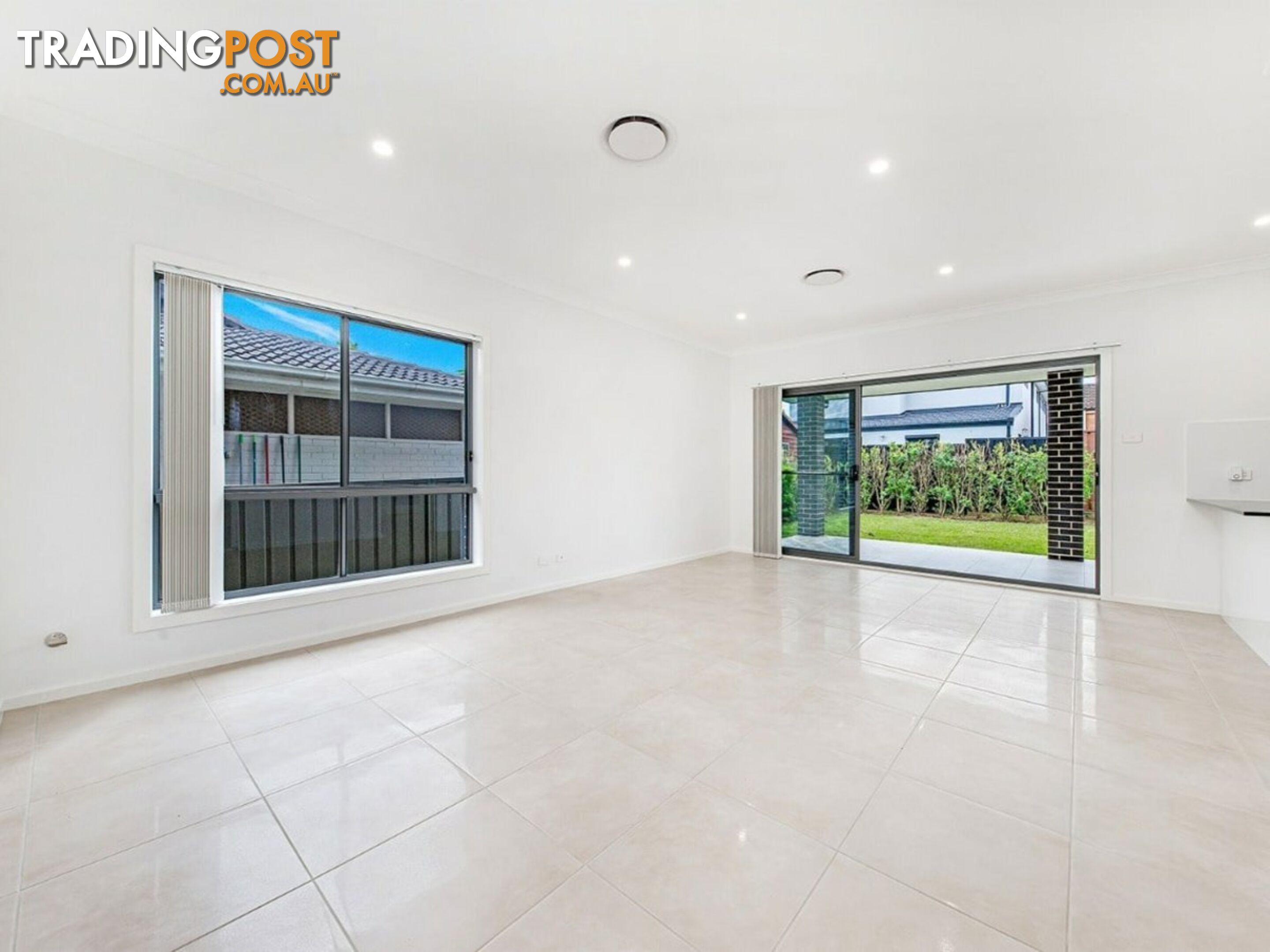 1/15 Harden Crescent GEORGES HALL NSW 2198