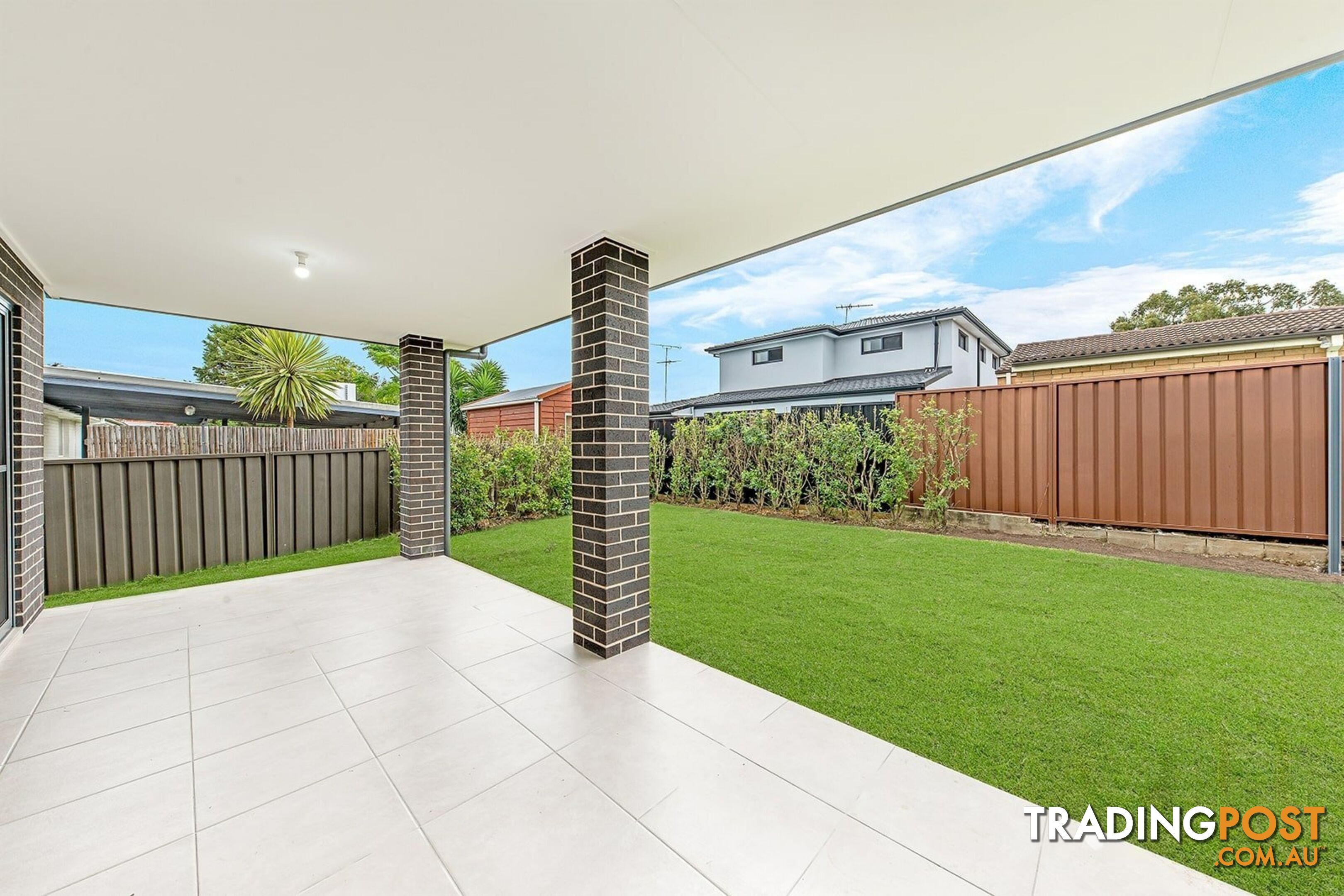 1/15 Harden Crescent GEORGES HALL NSW 2198