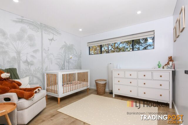 11/21-23 Balanada Avenue CHIPPING NORTON NSW 2170