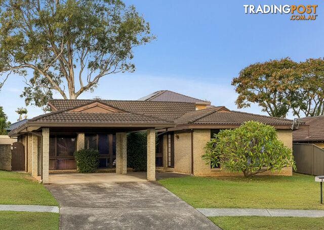 8 Renton Avenue MOOREBANK NSW 2170