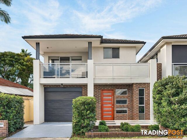 24A Salamaua Cres HOLSWORTHY NSW 2173