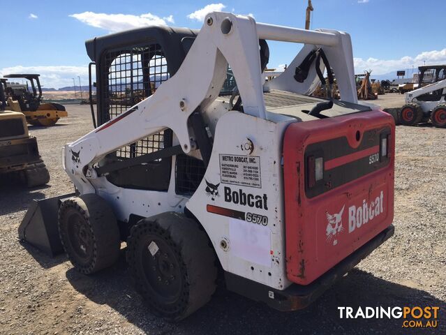 Bobcat S570 Skid Steer Loader - photo 4 of 11