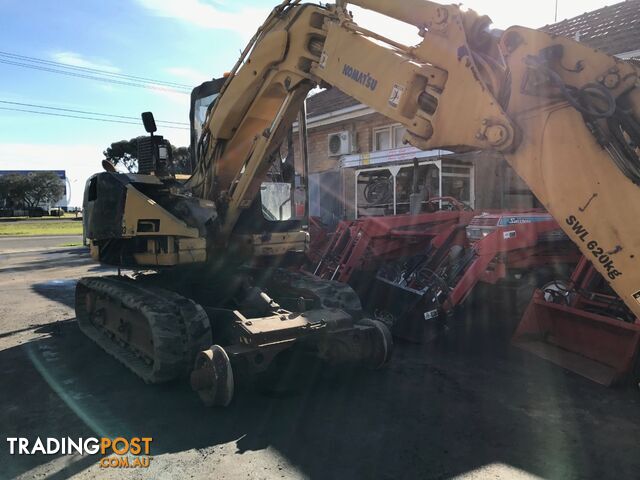 Komatsu PC75UU-2 excavator - photo 2 of 20