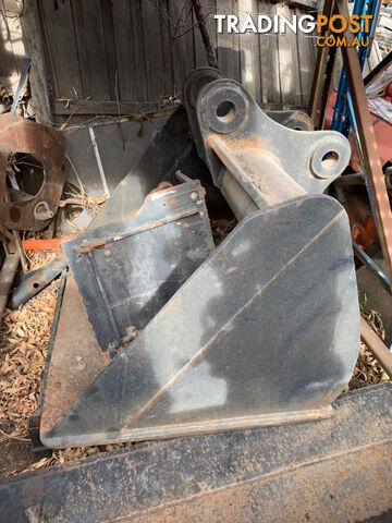 Un-used Hydraulic quick hitch for 5-8 tonne excavator - photo 4 of 5