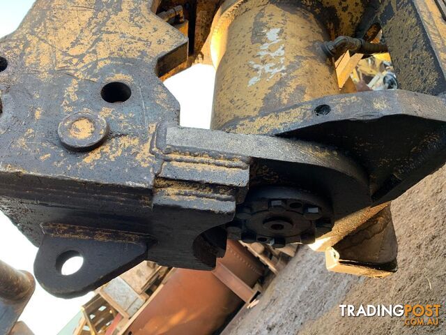 HYDRAULIC ROTATE HITCH - photo 5 of 8