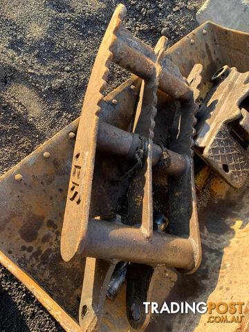 ATTACHMENT: GRABLE BUCKET - photo 4 of 5