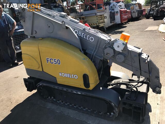 Kobelco FC50 mini crawler crane - photo 3 of 11