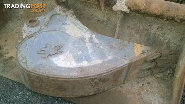 Hydraulic quick hitch for 20-25 tonne excavator - photo 4 of 4