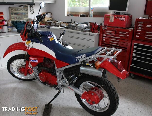 1983 XLV750R HRC - photo 2 of 2