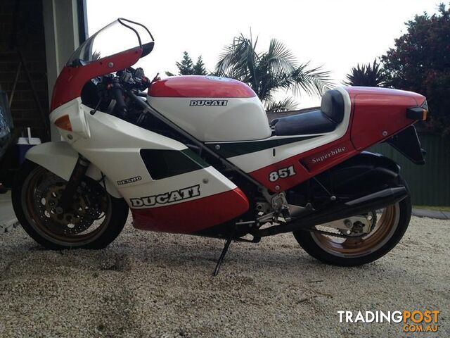 1987 Ducati 851 Tricolore - photo 2 of 2