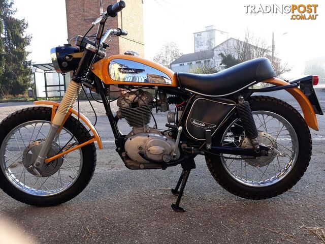 1971 Ducati 250 Scrambler - photo 2 of 2