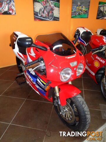 1995 Honda VFR750RC45