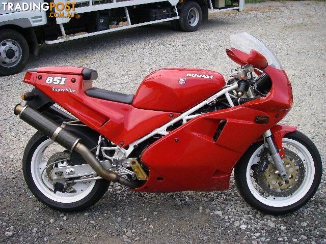 1988 Ducati 851 Strada-2