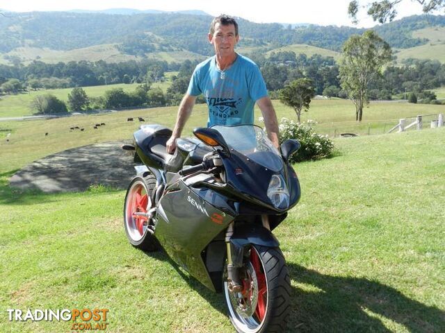 2002 Troy Corser MV F4 Senna