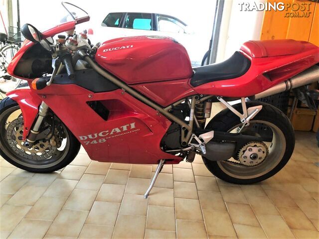 1995 Ducati 748 - photo 2 of 2