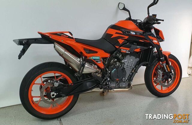 2022 KTM Duke GP - photo 2 of 23
