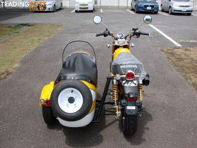 2018 Honda Z125 Monkey Outfit - photo 2 of 9