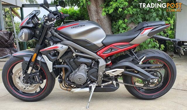 2020 Triumph Street Triple R - photo 2 of 2
