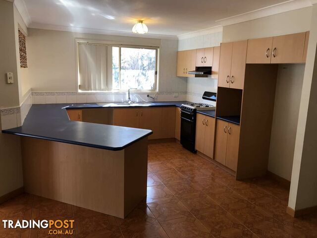 3 Melba Place CASULA NSW 2170