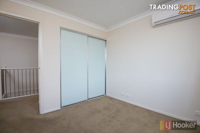 4 Sovereign Circuit GLENFIELD NSW 2167