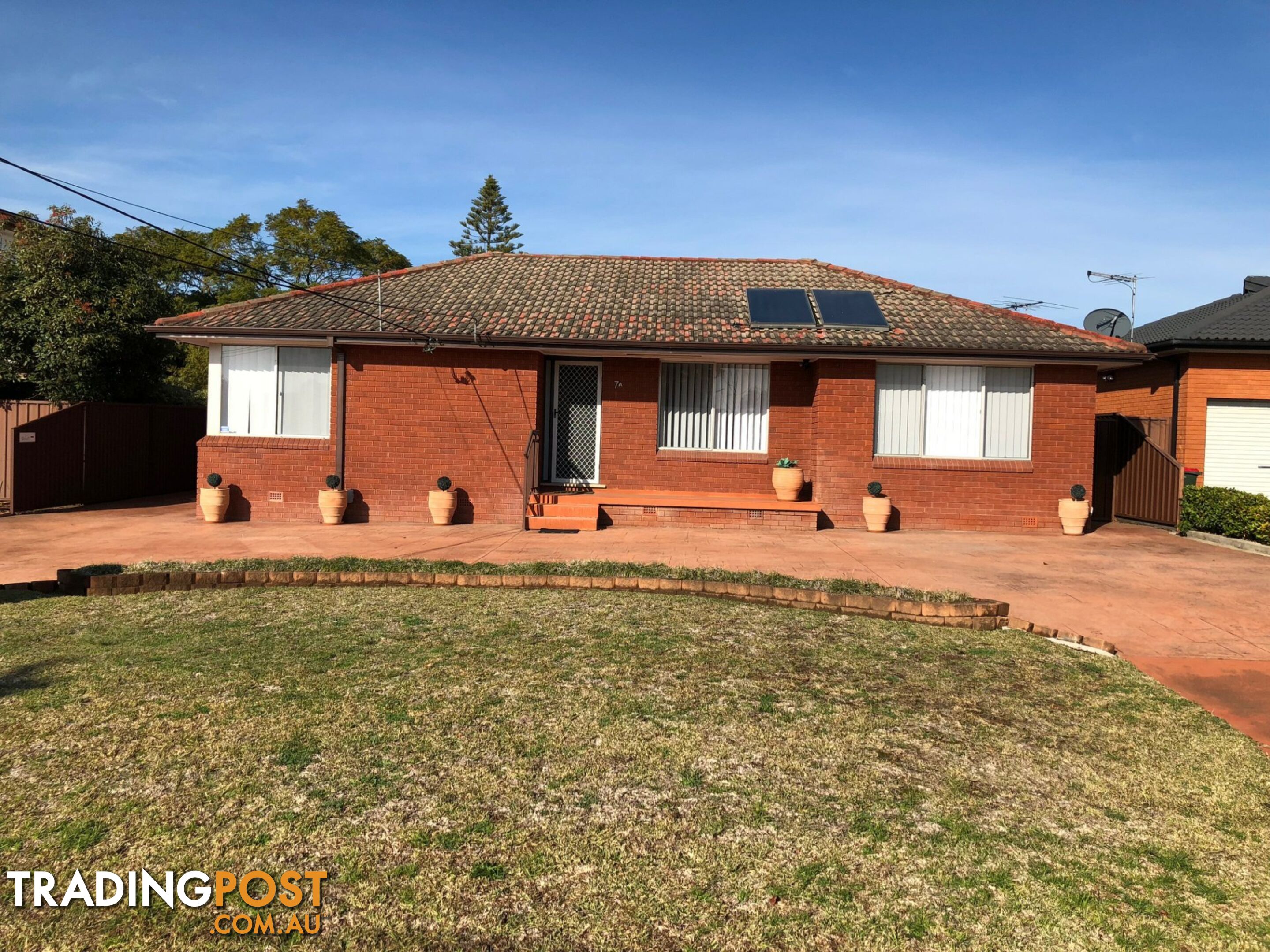 7A Curtis Crescent MOOREBANK NSW 2170