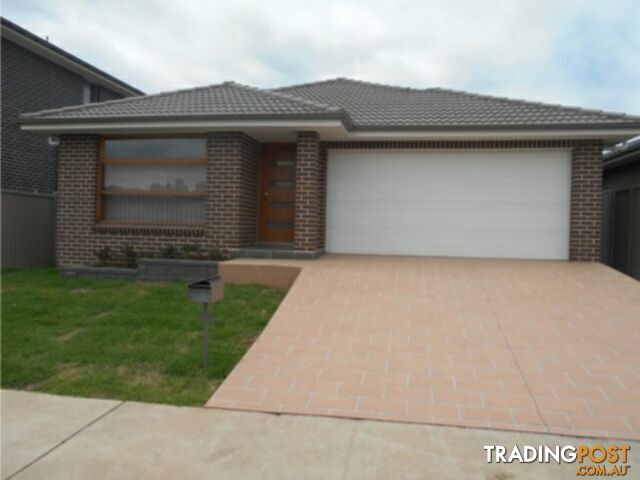 6 Tanga Road EDMONDSON PARK NSW 2174