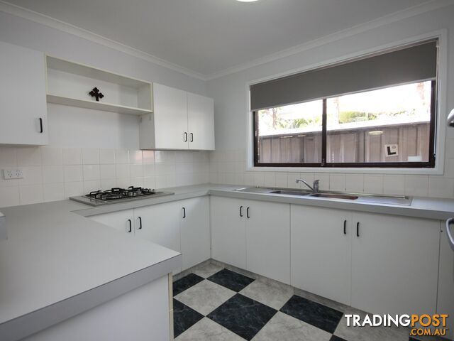 40 Duardo Street EDENSOR PARK NSW 2176