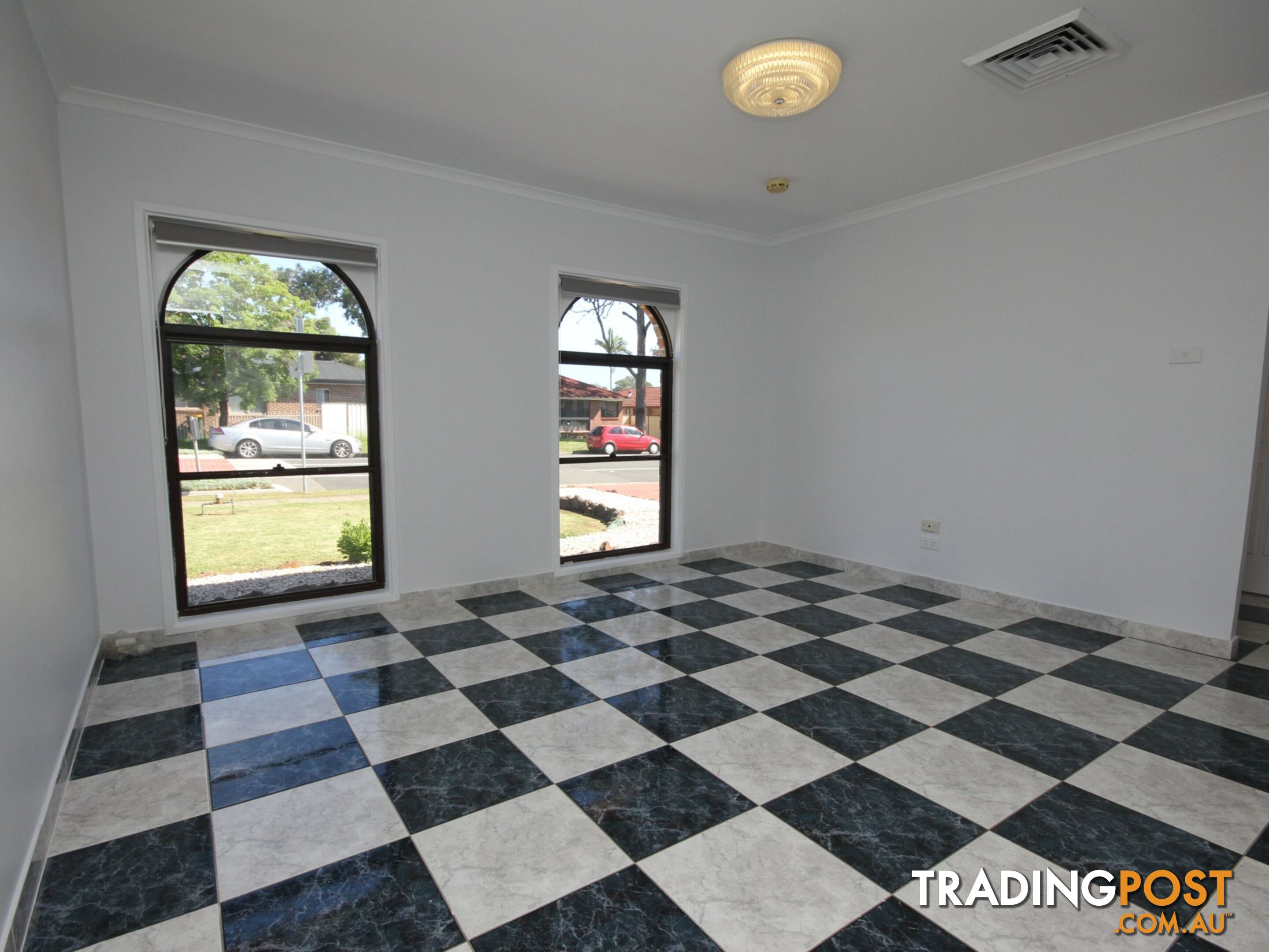 40 Duardo Street EDENSOR PARK NSW 2176